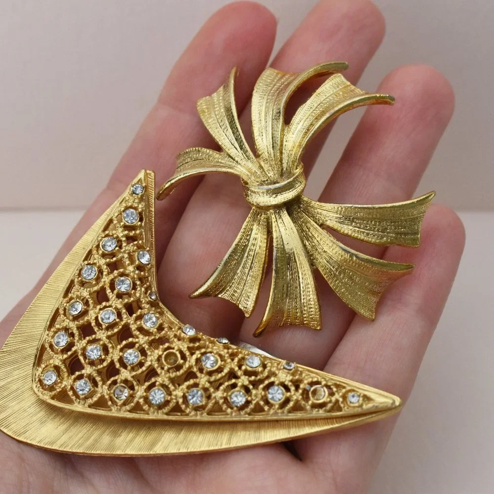 Vintage crystal brooch lot, large fall gold tone jewelry pins